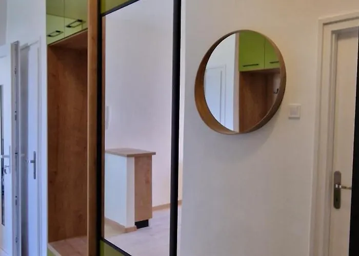 Charlotte Bellevue * Eger