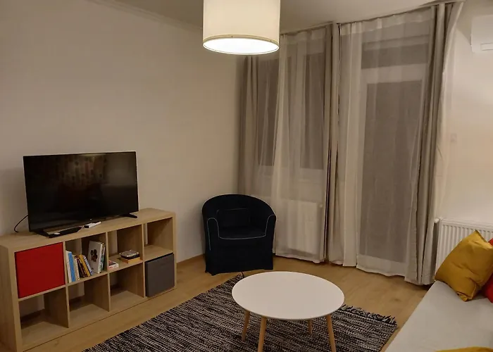 Charlotte Bellevue Apartament Eger