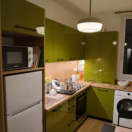 Charlotte Bellevue Apartment Eger
