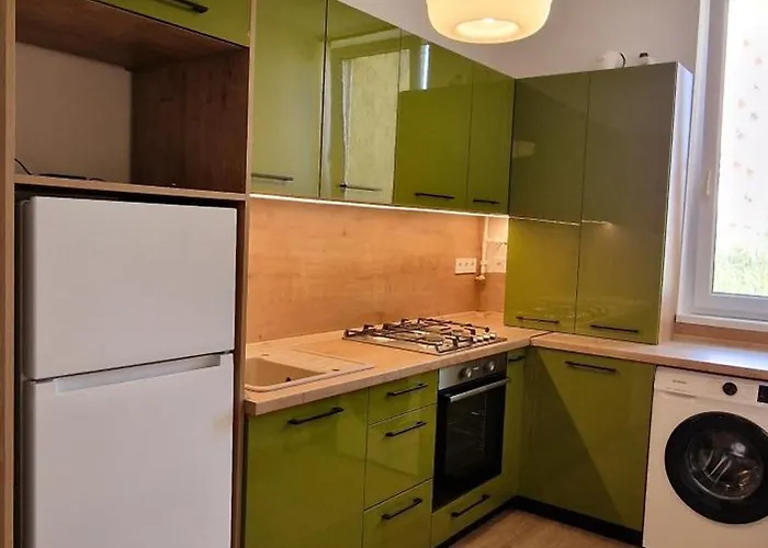 Charlotte Bellevue * Eger